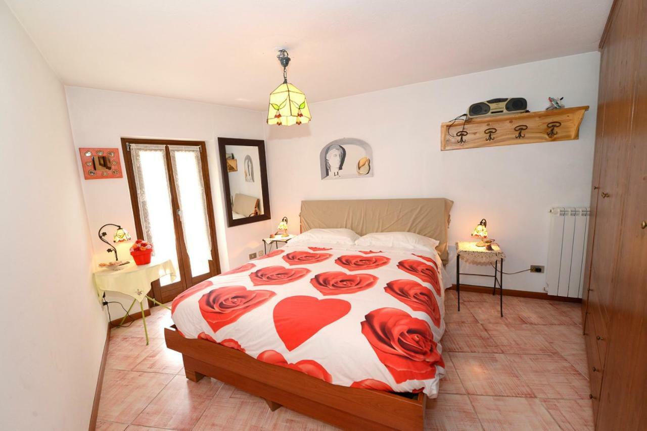 La Casa Del Cuore Temù Exterior foto